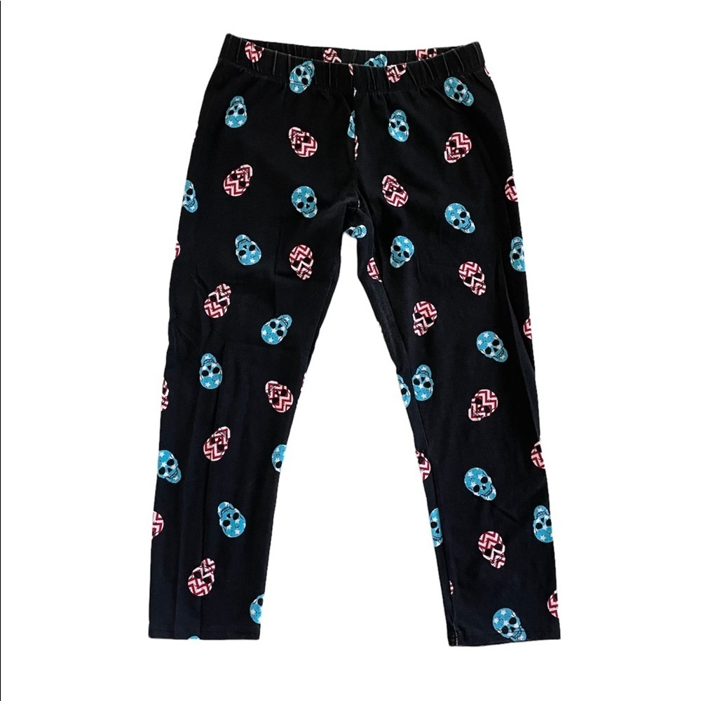 No Boundaries American Skull Black Faded Low Rise Capri Leggings Juniors Small
